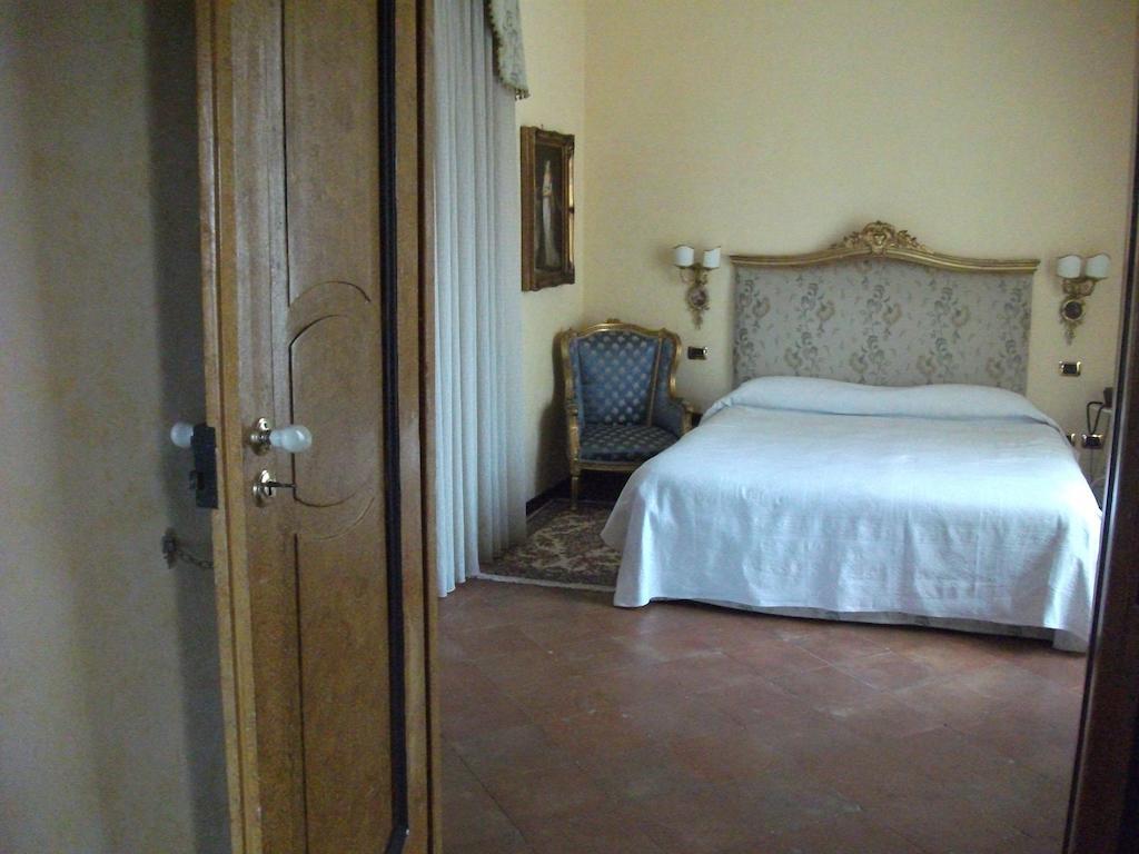 Villa Marcello 카세르타 객실 사진